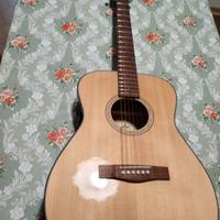 chitarra acustica 