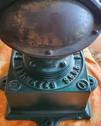 Macinino caffè Peugeot Freres A1