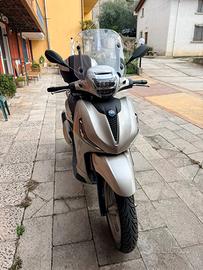Piaggio Beverly 300