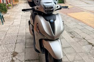Piaggio Beverly 300