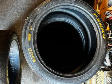 Gomme semislick Pirelli 235/45 R18