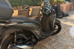 Honda SH 150 Sporty ABS