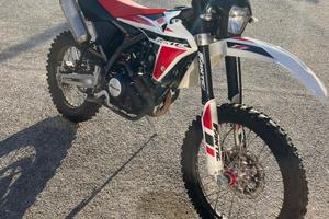 Fantic XEF 125 2022