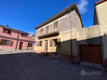 Sindia casa indipendente su due livelli