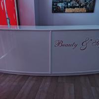 bancone per salone di bellezza 
