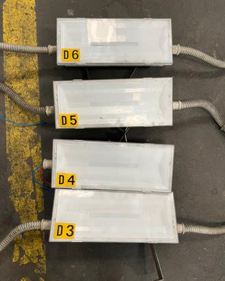 Lampada led protezione Eaton NEXI-IP 65 usata