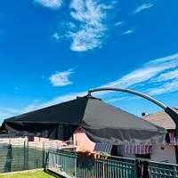 Ombrellone da giardino come nuovo