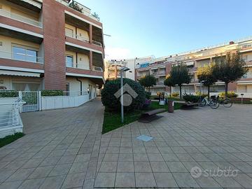 MULTILOCALE A PINETO