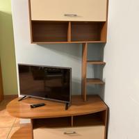 Parete TV ~ Dispensa ~ Appendi abiti