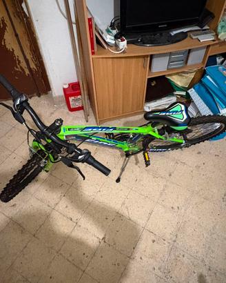 MOUNTAIN-BIKE