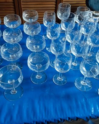 Set di bicchieri in cristallo anni ’70 – Vintage