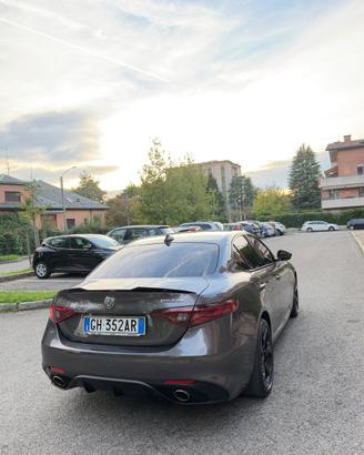 Alfa Romeo giulia Q4 Veloce