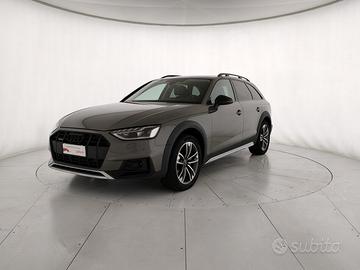 Audi A4 Allroad 40 2.0 tdi mhev Identity Contrast 