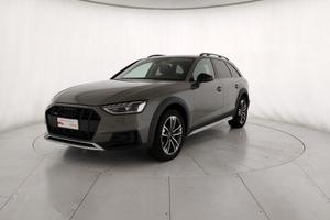 Audi A4 Allroad 40 2.0 tdi mhev Identity Contrast 