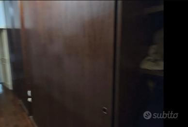 ARMADIO A MURO