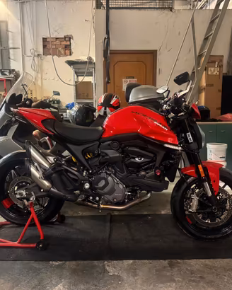 Ducati monster 937+ 2026