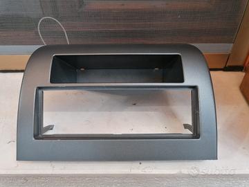 Mascherina per autoradio Lancia y