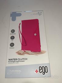Portafoglio impermeabile cellulare e carte.