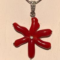 Collana in corallo oro e diamanti