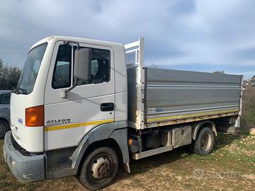 Camion in buonissimo stato funzionante