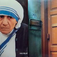Libro su Madre Teresa come nuovo + omaggio