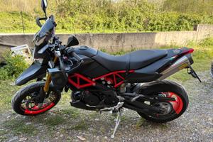 Aprilia Dorsoduro 900