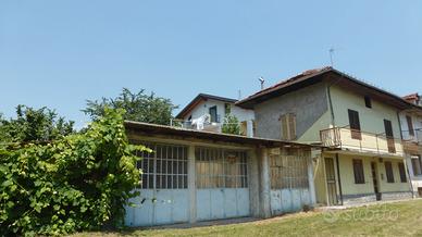 Casa semi-indipendente con ampio garage