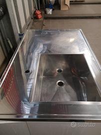 Secchiaio in acciaio 