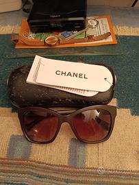 occhiali da sole Chanel 