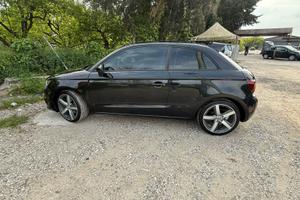 Audi A1  2011 1.6tdi 3 porte