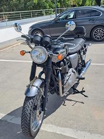 Triumph Bonneville T100 Black