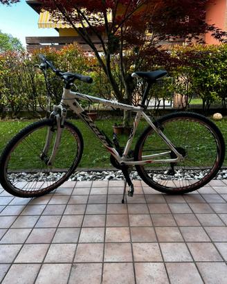 Atala trakking bike unisex da 26