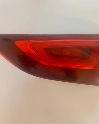 FANALE POSTERIORE DESTRO INTERNO MERCEDES GLA