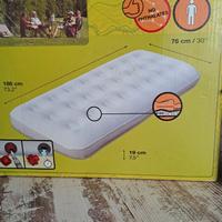 Materasso singolo e cuscino gonfiabili