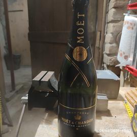 Champagne Moet