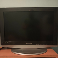 3 Televisori 26" lcd non funzionanti - Bonus TV