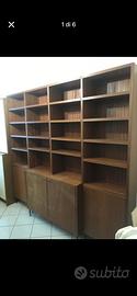 Vetrina- libreria stile nordico