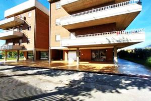 Immobile di 65 m² con 1 locale a Foligno