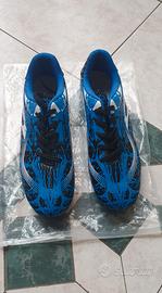 Scarpe calcetto nuove 44