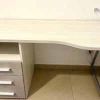 scrivania nuova per cameretta