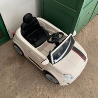 Macchina bambino 500