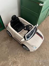 Macchina bambino 500