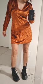 Vestitino in ciniglia, scollo profondo, ruggine, t