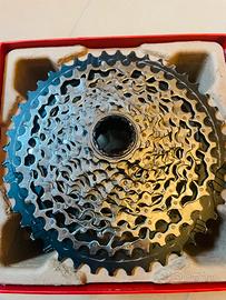 Pacco pignoni Sram Force XPLR XG-1271 12V