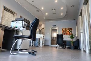 Stanze uso Ufficio - Coworking - Sala Riunioni