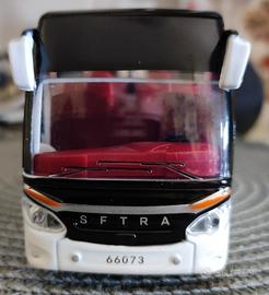 Modellino Pullman turistico Setra 66073 con luci 
