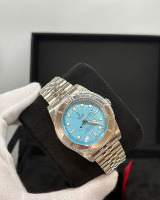 Tudor black Bay 54 lagoon 