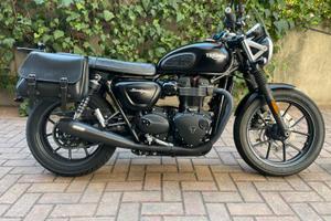 TRIUMPH STREET TWIN 900 BLACK INSPIRATION KIT
