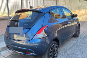 Lancia y hibryd