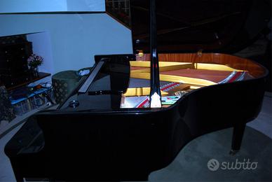 pianoforte mezza coda